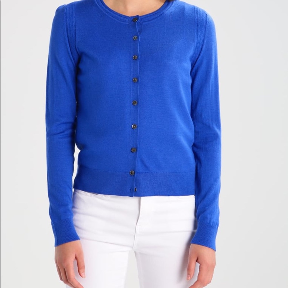 Merino Pintuck Cardigan MUST GO